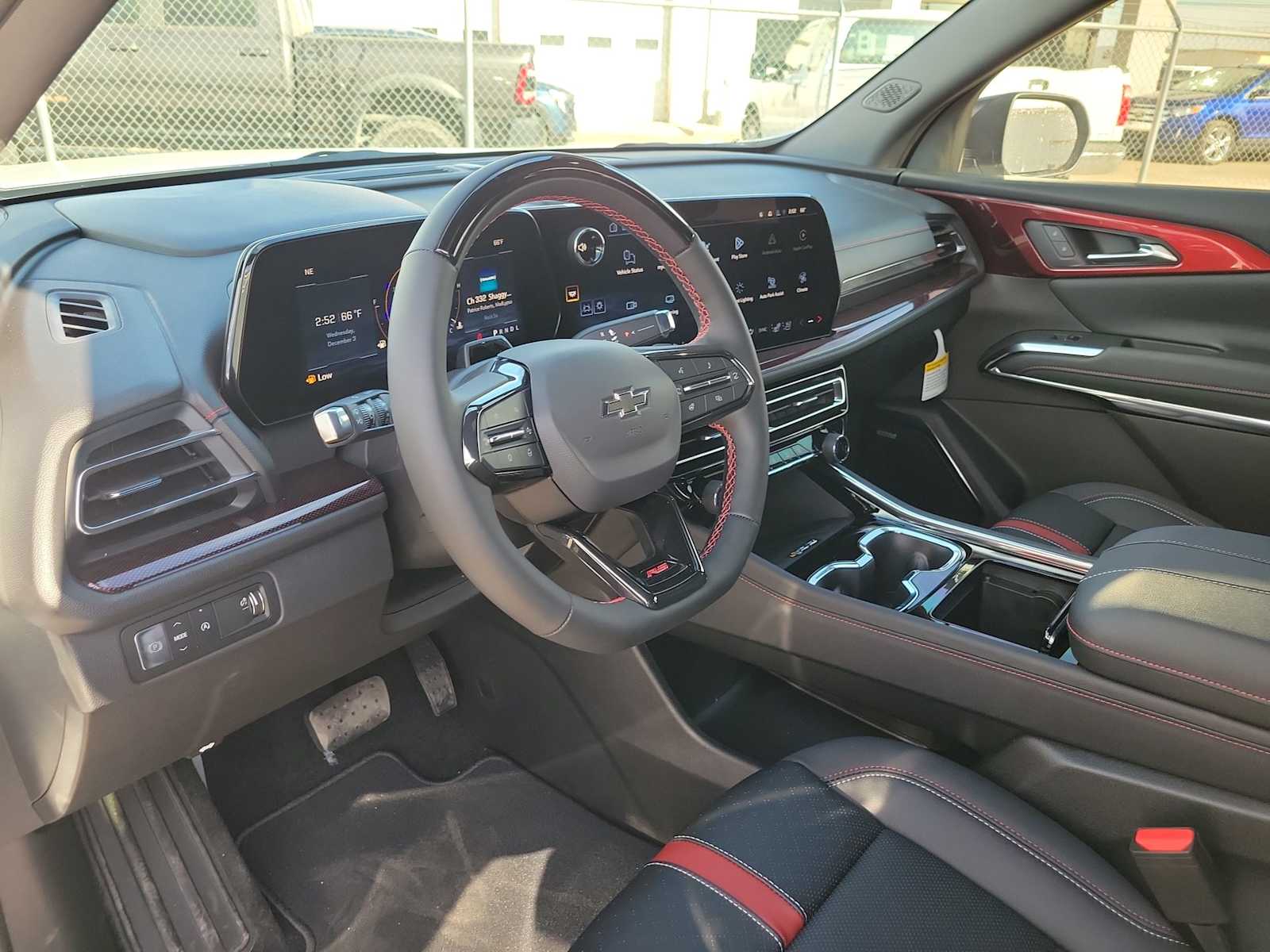 Thumbnail: 2026 Chevrolet Traverse - 10