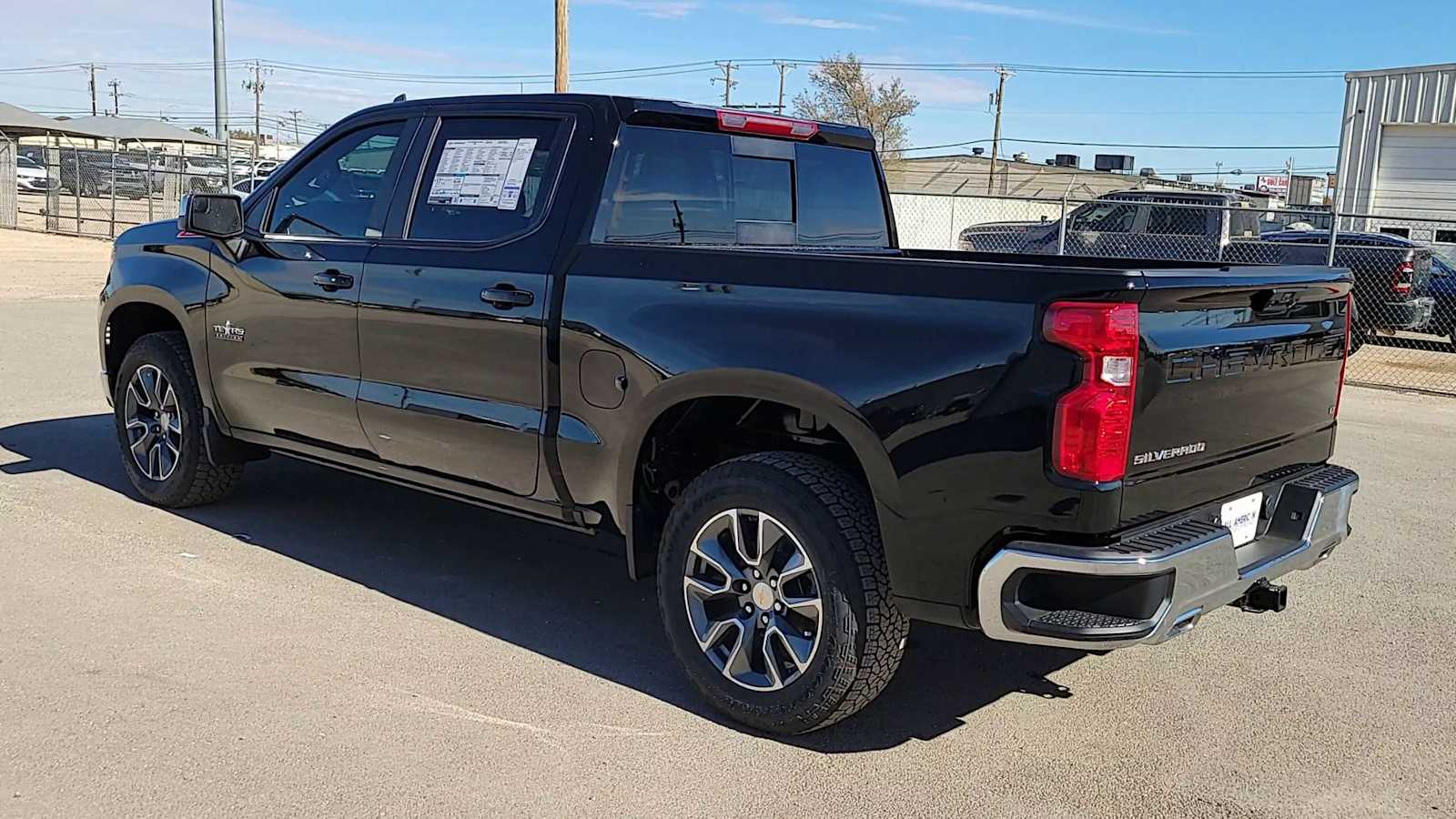 Thumbnail: 2026 Chevrolet Silverado 1500 - 6