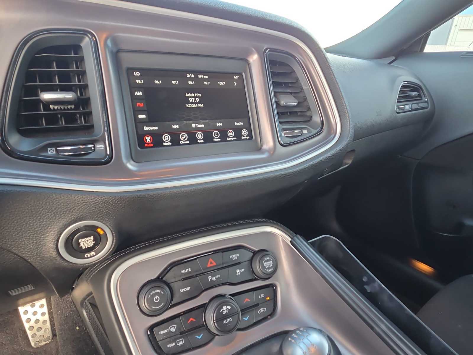 Thumbnail: 2022 Dodge Challenger - 25