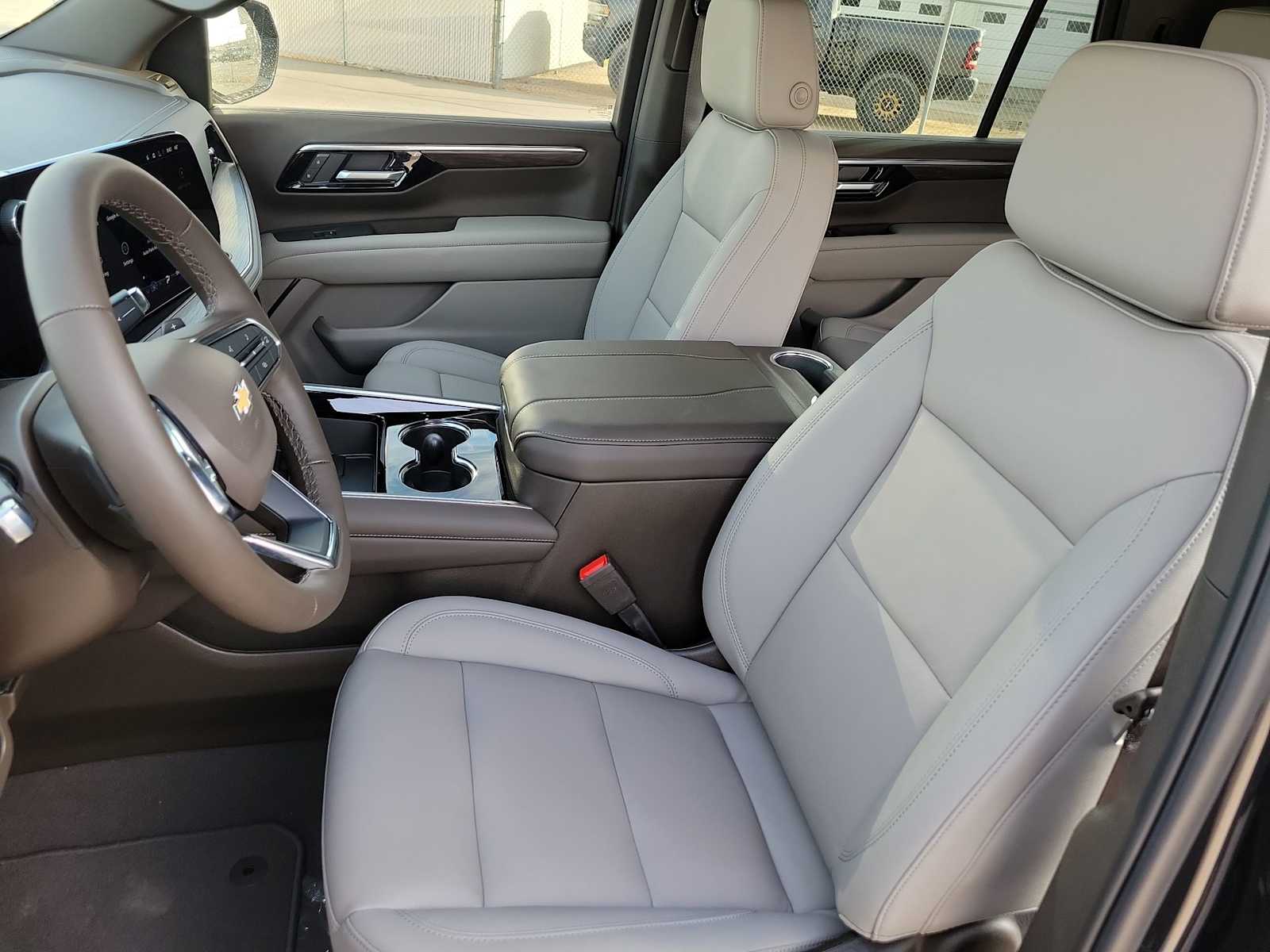 Thumbnail: 2026 Chevrolet Tahoe - 19