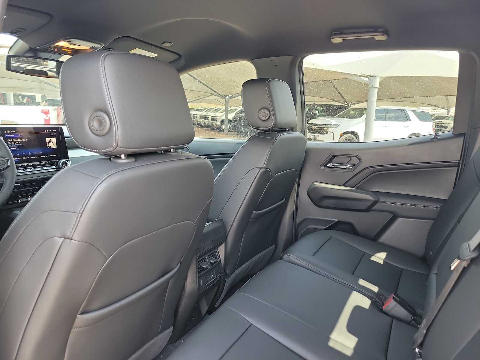 Thumbnail: 2026 Chevrolet Colorado - 19