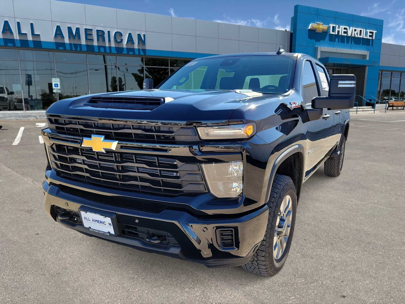 Thumbnail: 2026 Chevrolet Silverado 2500 - 1