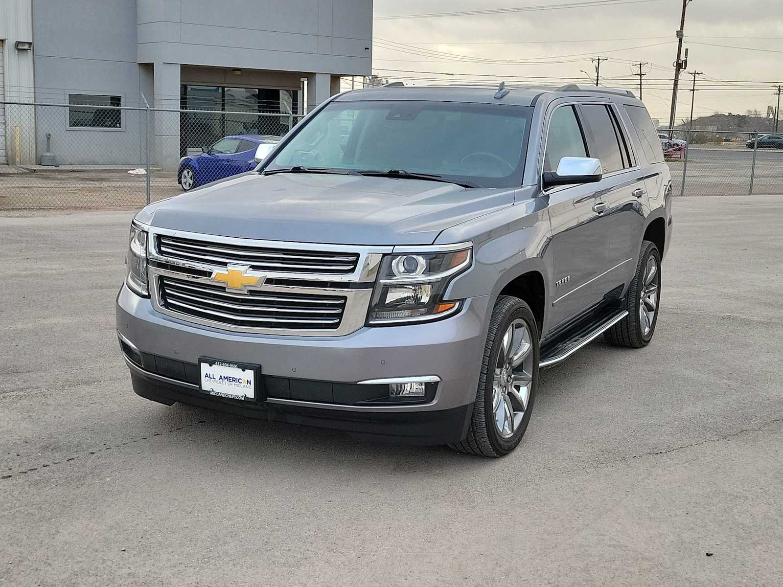 Thumbnail: 2019 Chevrolet Tahoe - 4