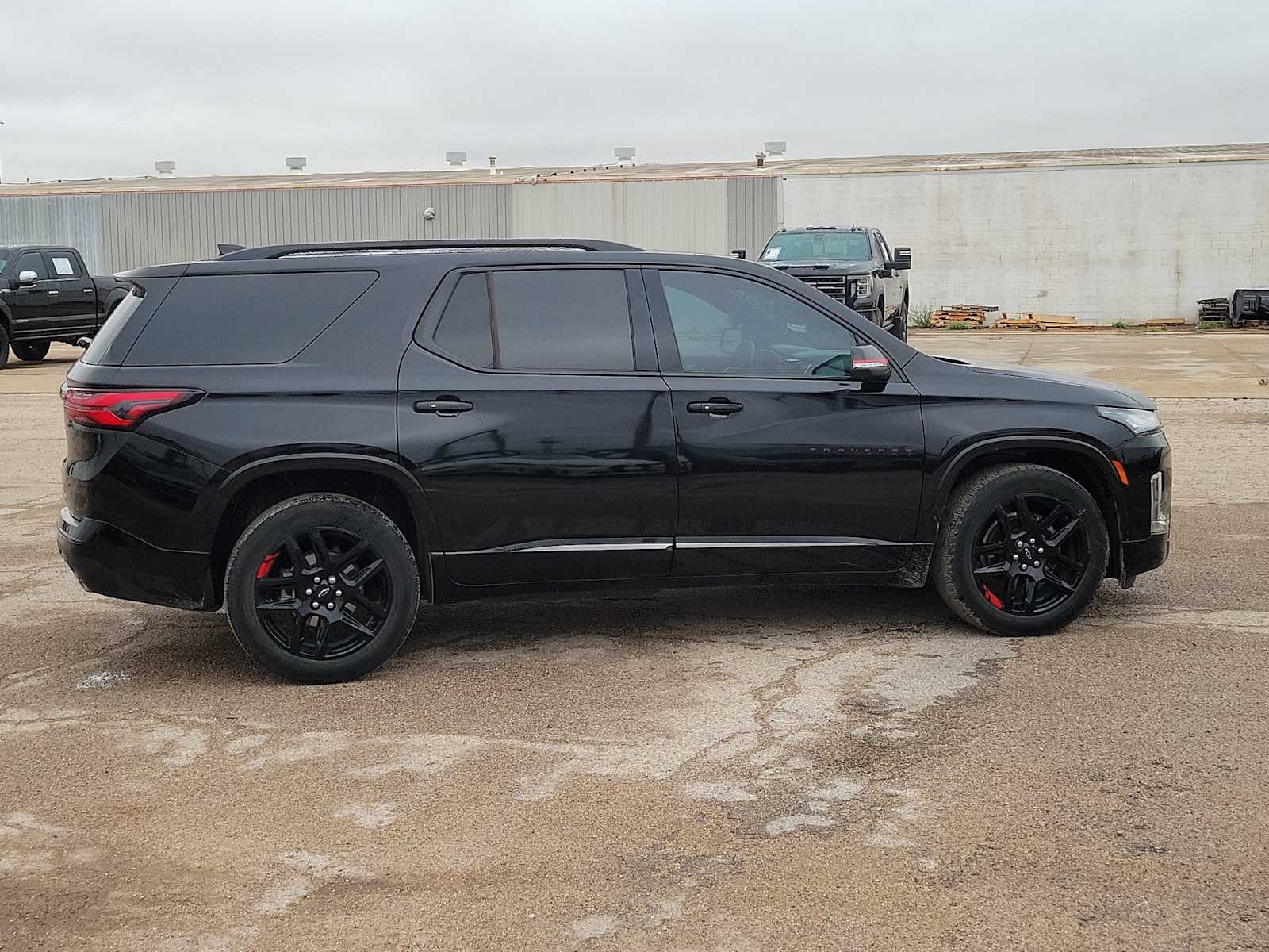 Thumbnail: 2023 Chevrolet Traverse - 8