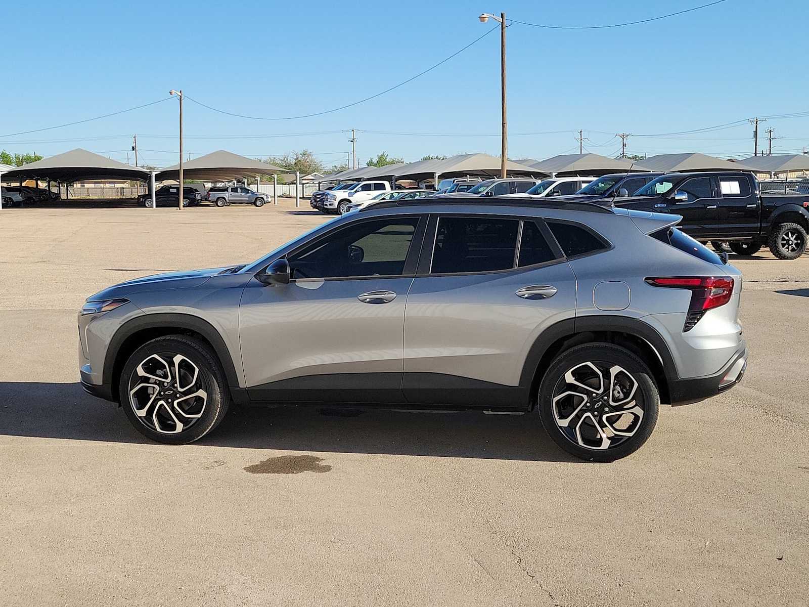 Thumbnail: 2026 Chevrolet Trax - 5