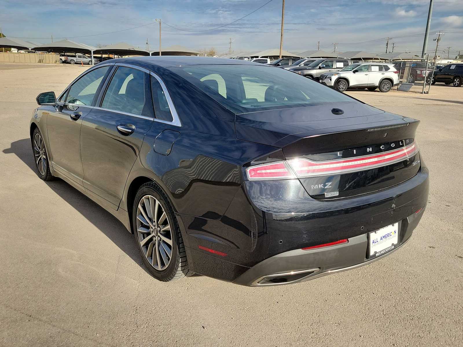 Thumbnail: 2017 Lincoln MKZ - 12