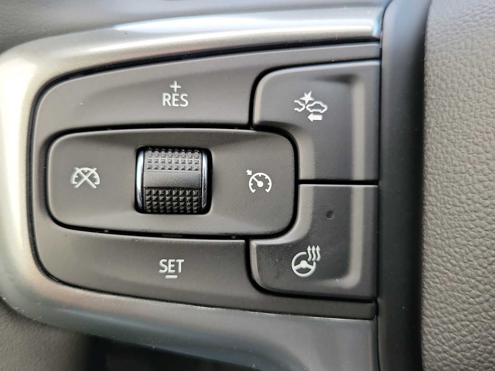 Thumbnail: 2026 Chevrolet Silverado 1500 - 23