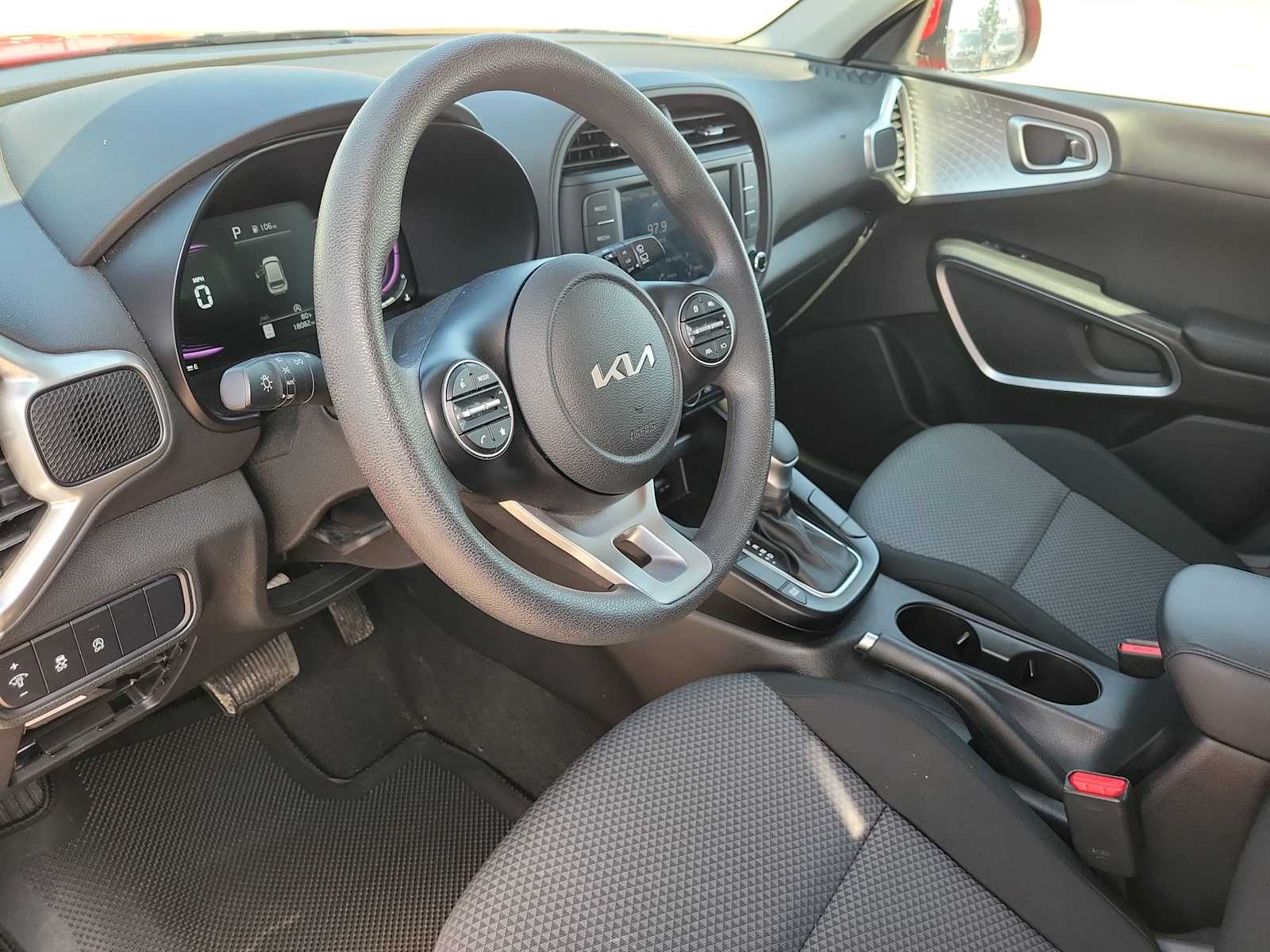 Thumbnail: 2025 Kia Soul - 9