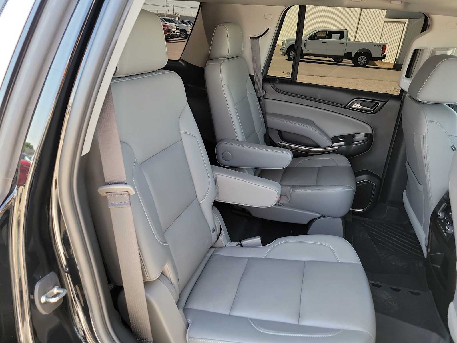 Thumbnail: 2019 Chevrolet Tahoe - 17
