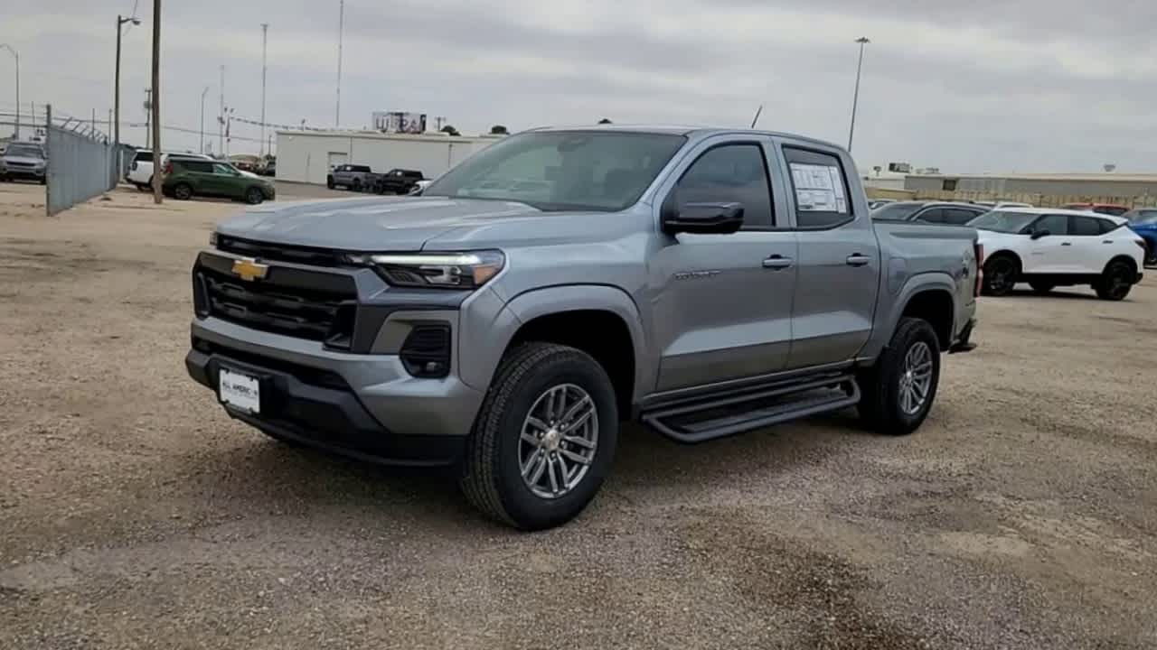 Thumbnail: 2025 Chevrolet Colorado - 4