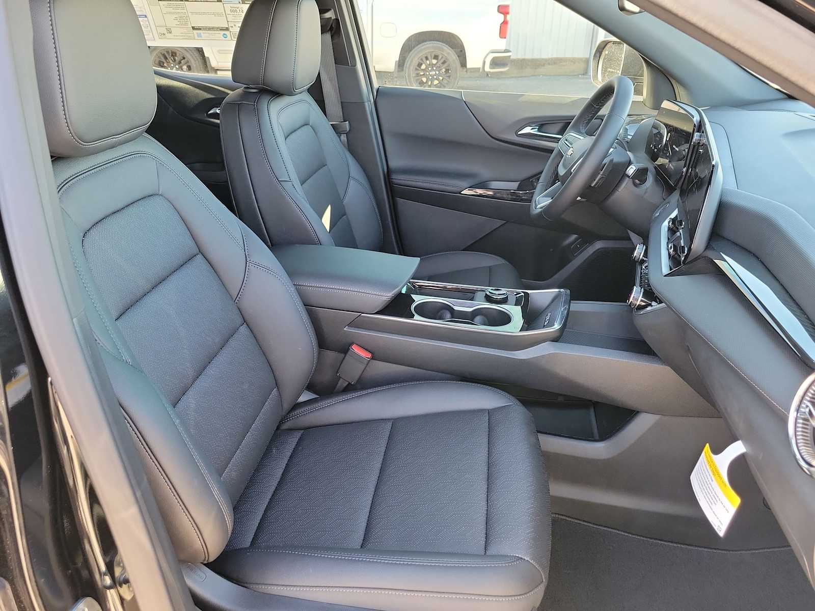 Thumbnail: 2026 Chevrolet Equinox - 22