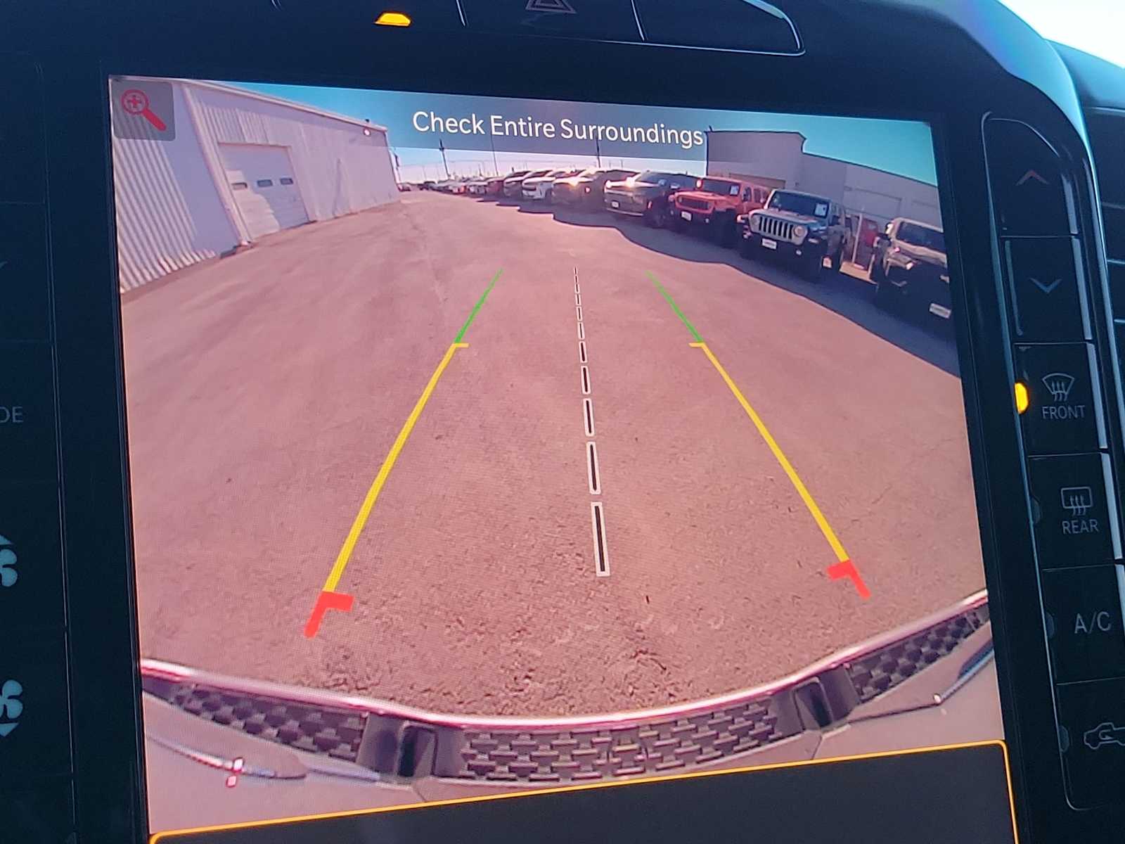 Thumbnail: 2025 RAM 1500 - 28