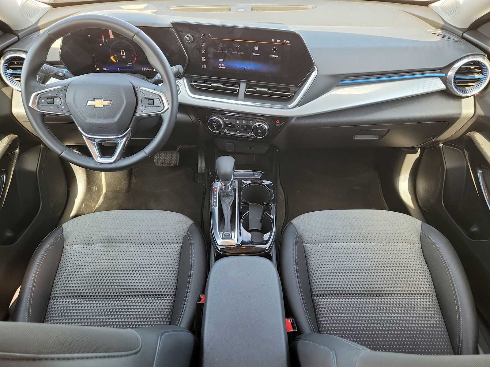 Thumbnail: 2025 Chevrolet Trax - 14