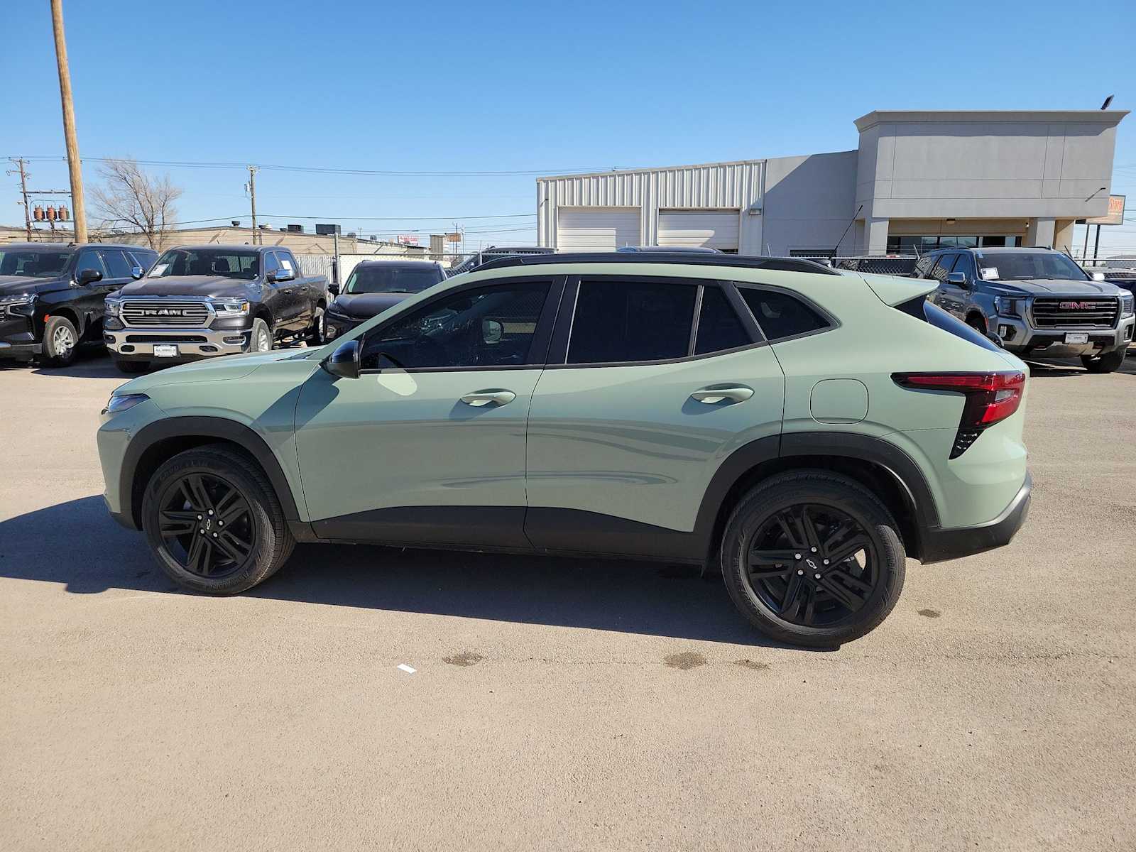 Thumbnail: 2026 Chevrolet Trax - 11