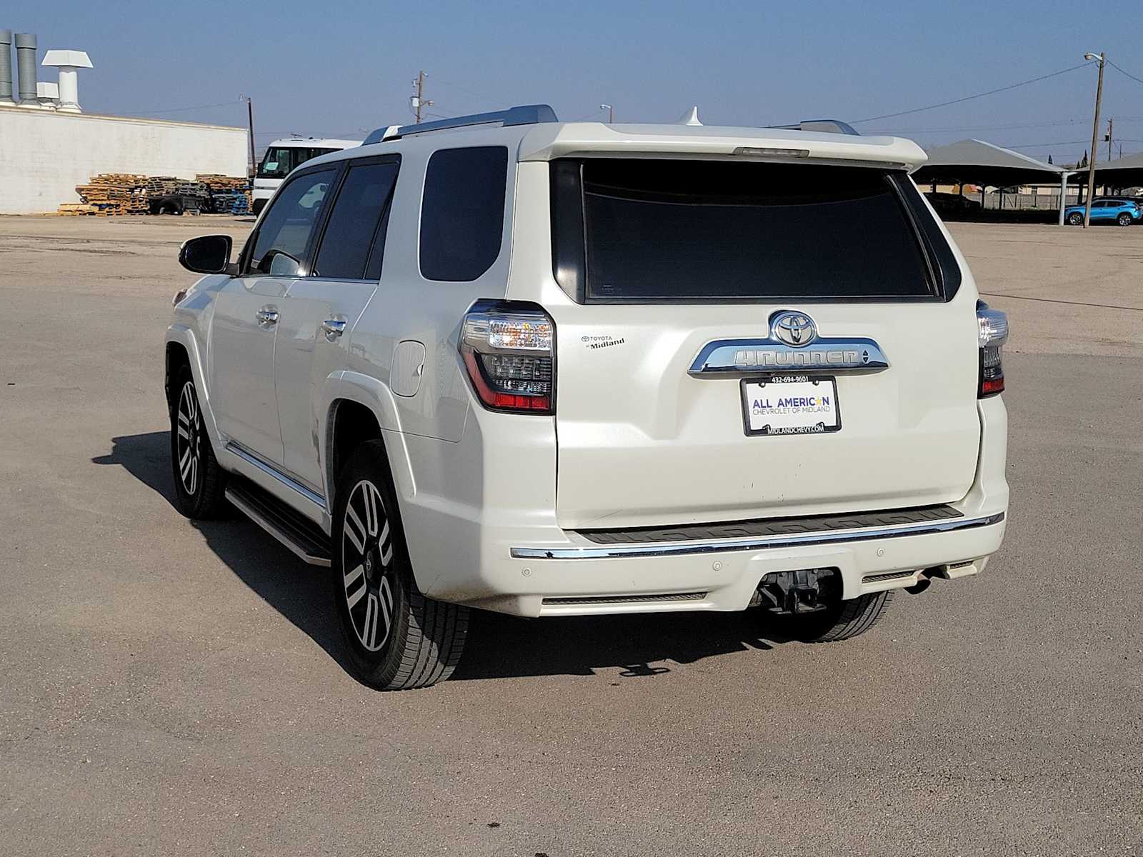 Thumbnail: 2015 Toyota 4Runner - 6