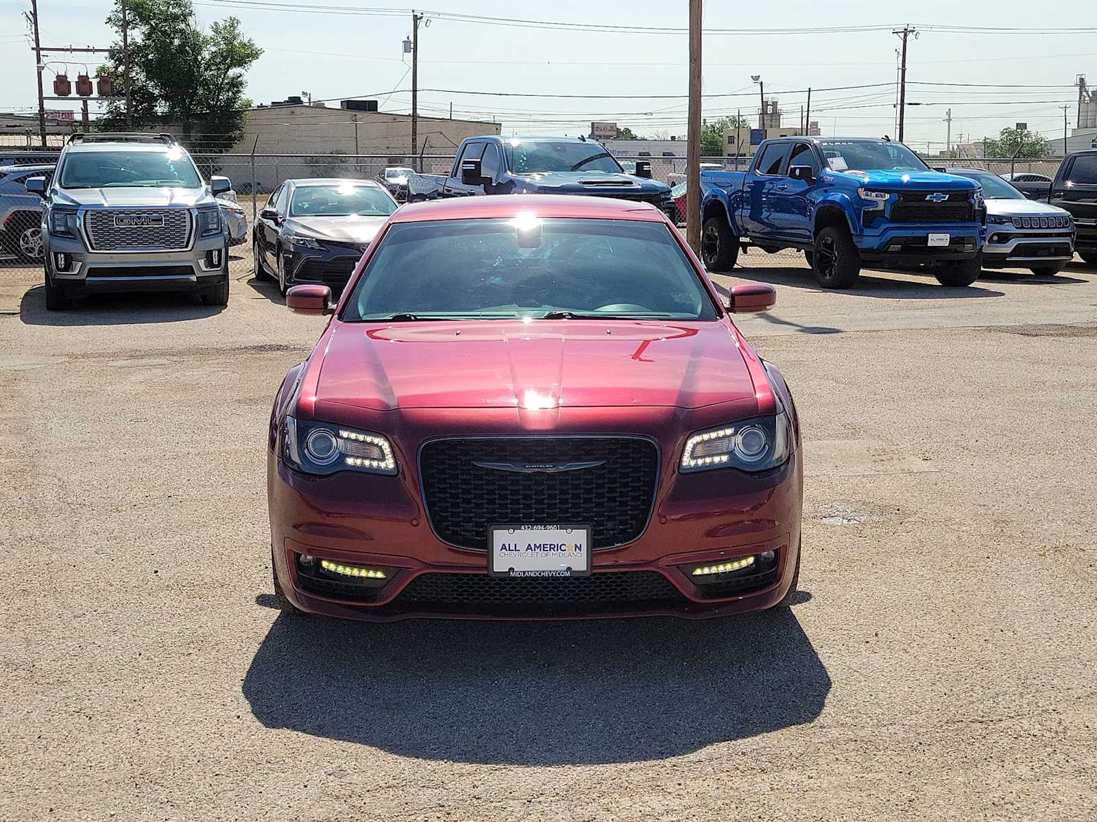 Thumbnail: 2022 Chrysler 300 - 3