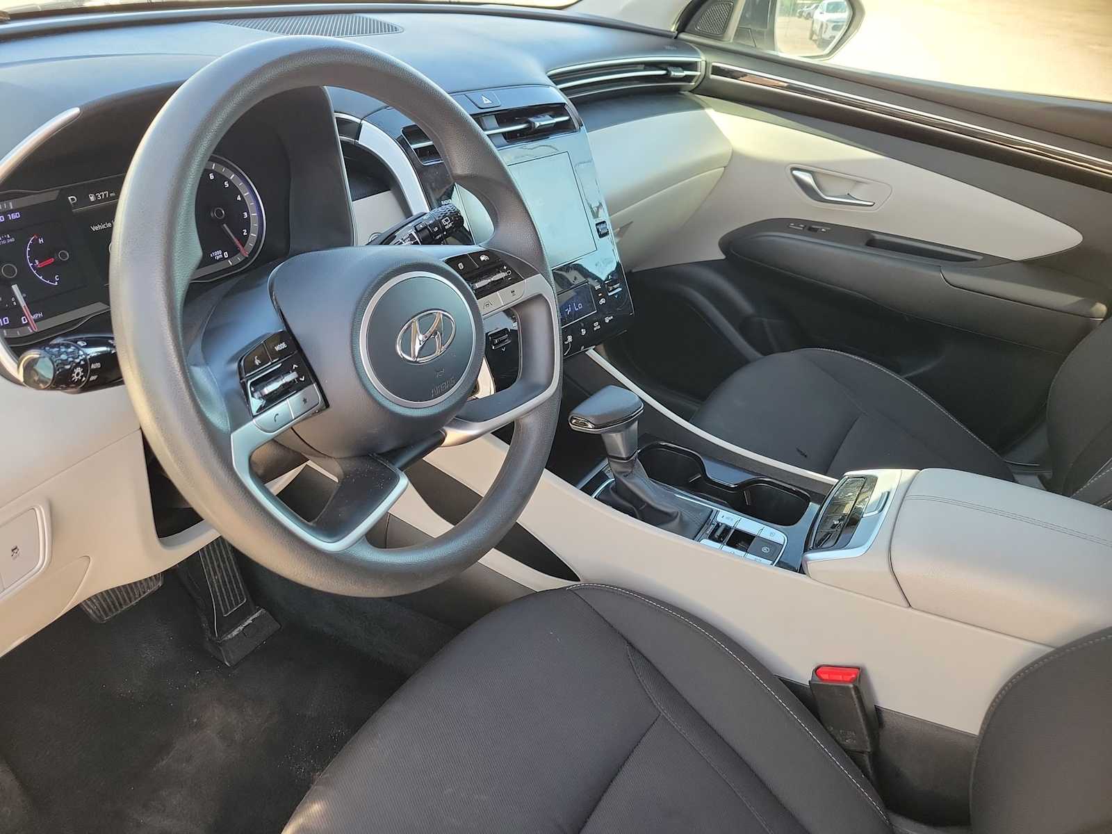 Thumbnail: 2024 Hyundai Tucson - 10