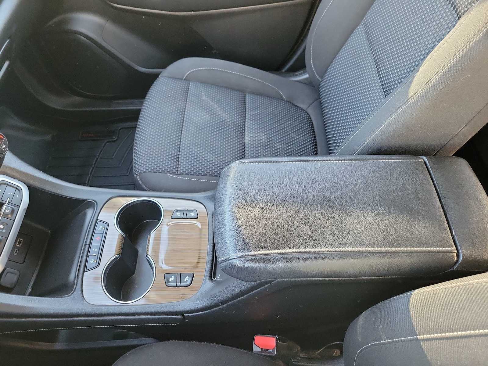 Thumbnail: 2020 GMC Acadia - 20