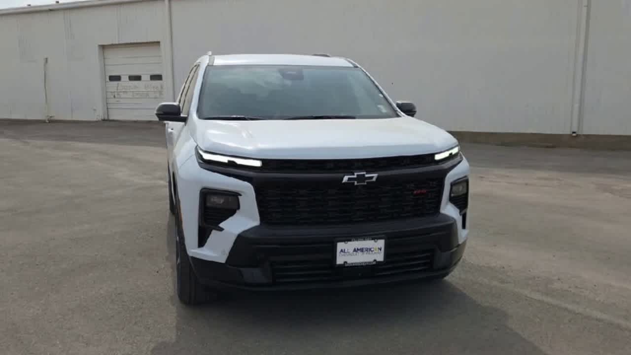 Thumbnail: 2026 Chevrolet Traverse - 3