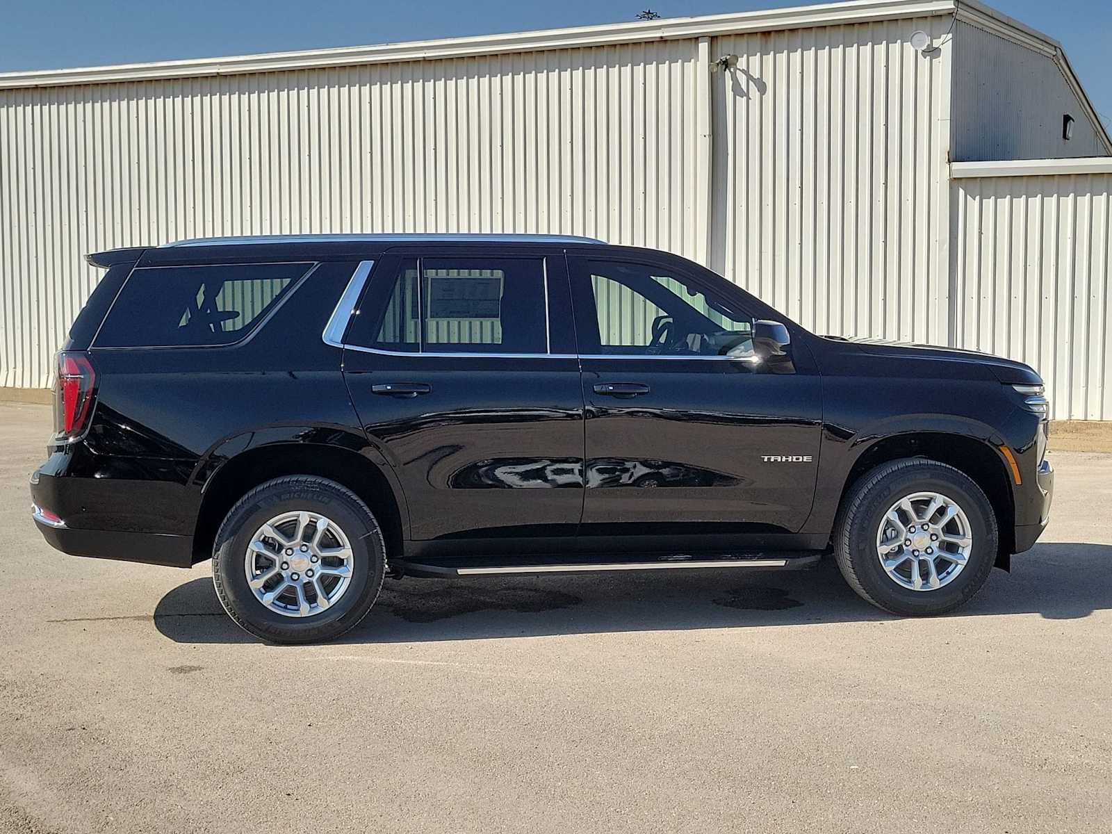 Thumbnail: 2026 Chevrolet Tahoe - 9