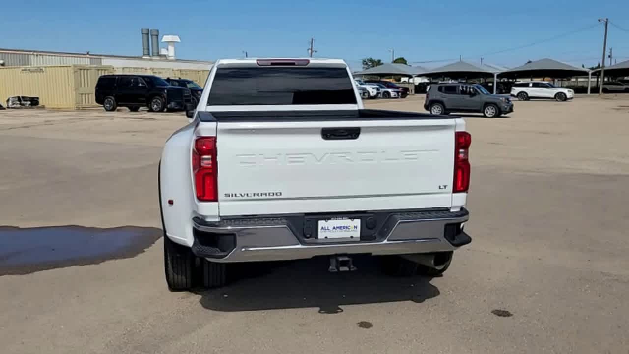 Thumbnail: 2025 Chevrolet Silverado 3500 - 7