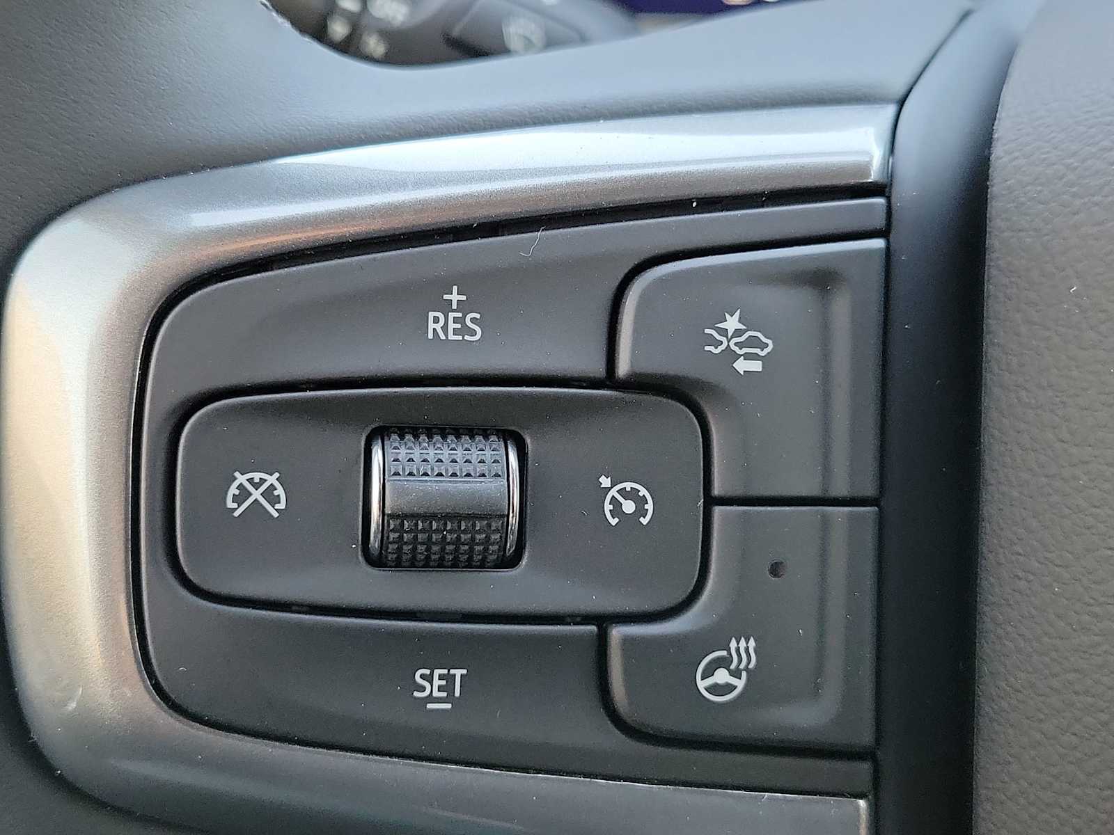 Thumbnail: 2026 Chevrolet Silverado 1500 - 27