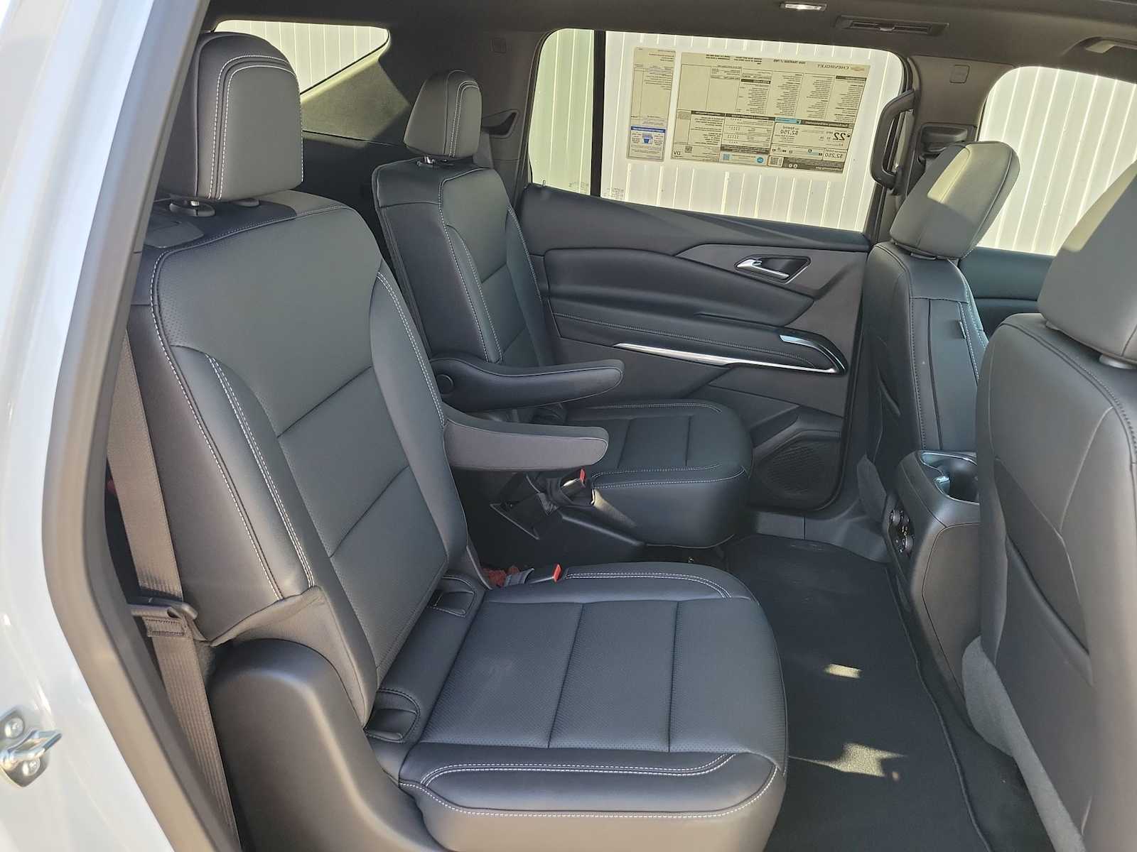 Thumbnail: 2026 Chevrolet Traverse - 16