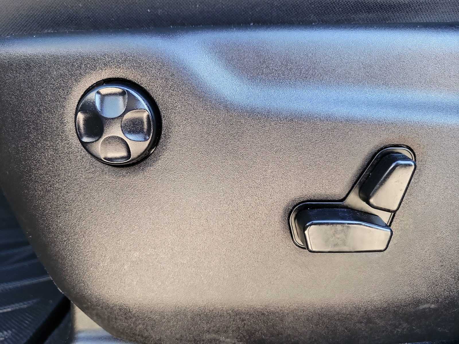 Thumbnail: 2023 Dodge Durango - 15