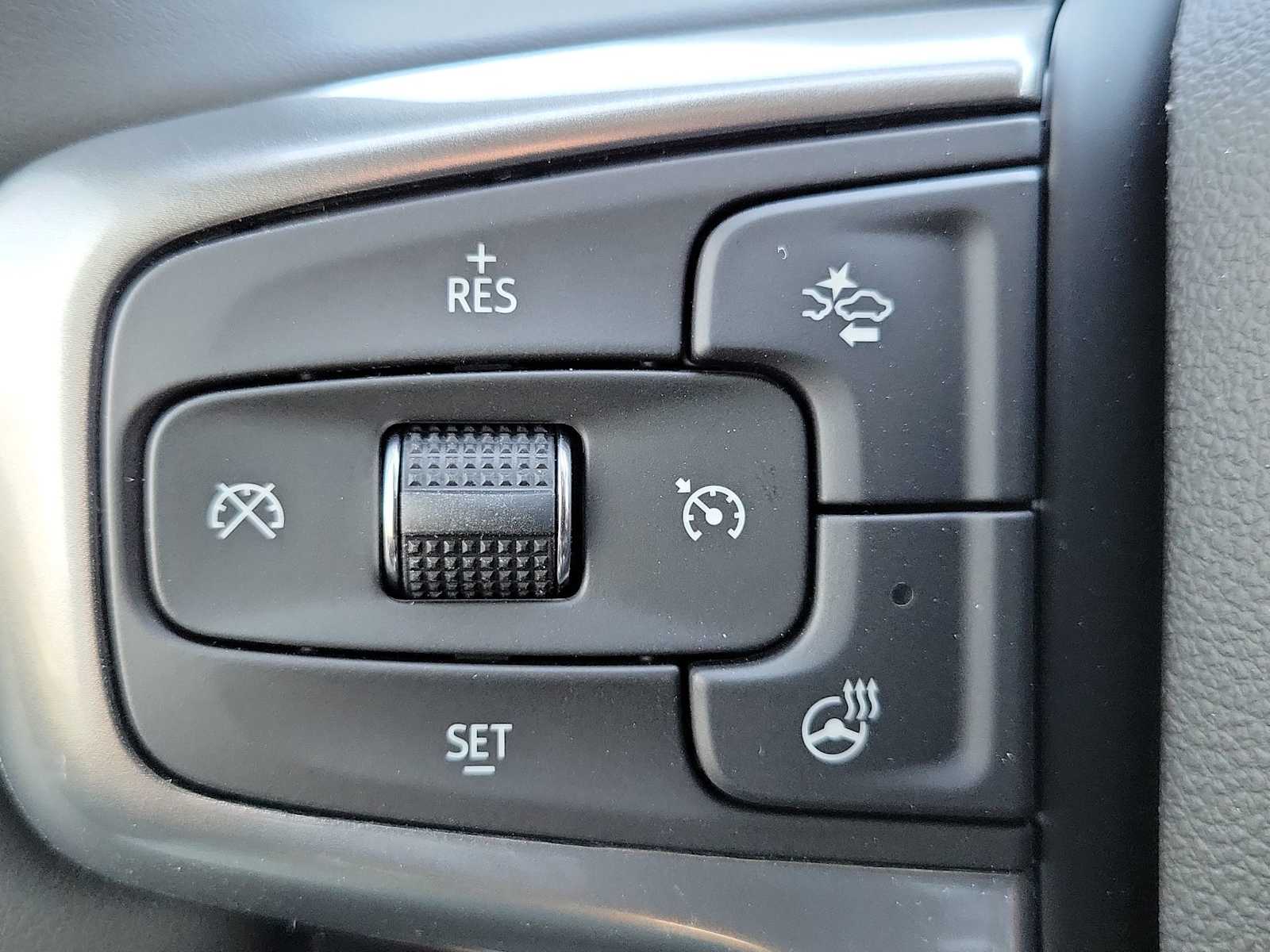 Thumbnail: 2026 Chevrolet Silverado 1500 - 27