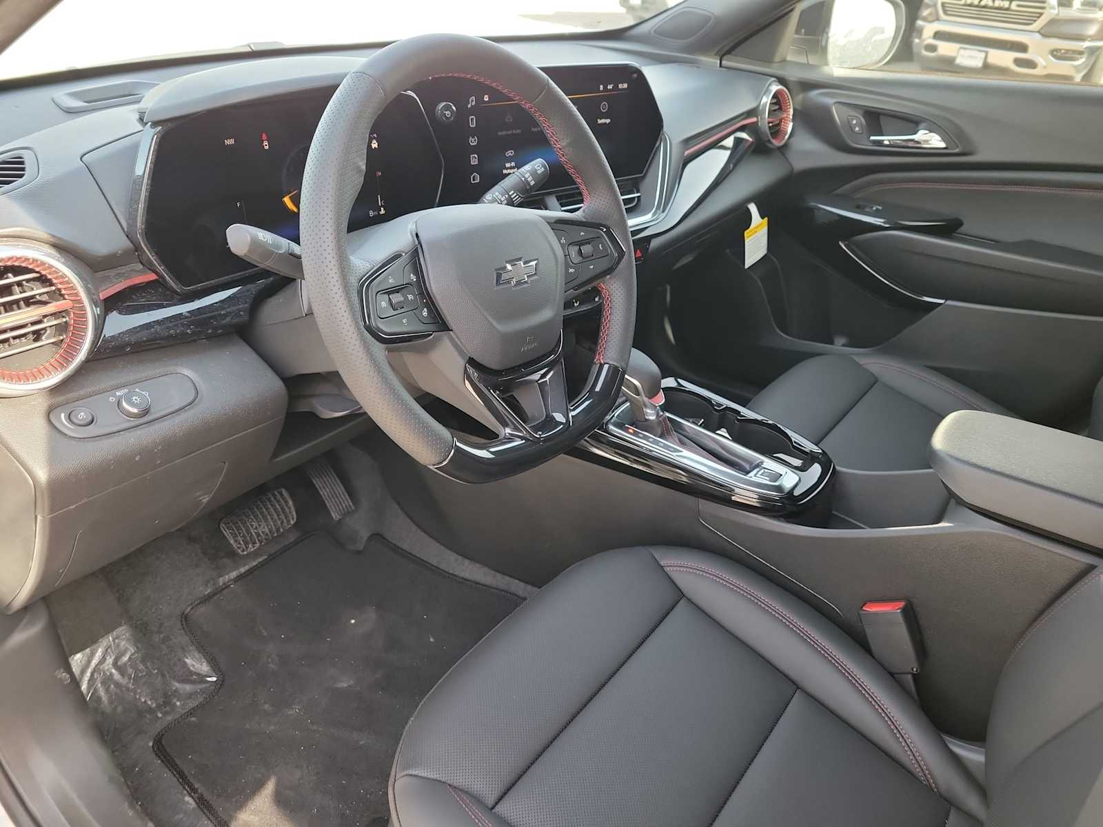 Thumbnail: 2026 Chevrolet Trax - 10