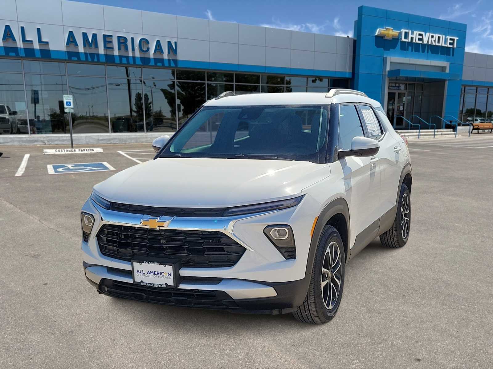 Thumbnail: 2026 Chevrolet TrailBlazer - 1