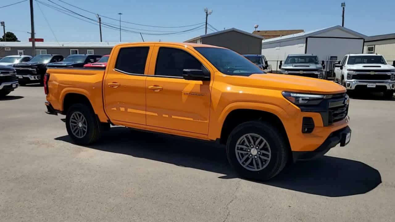 2025 Chevrolet Colorado LT 2