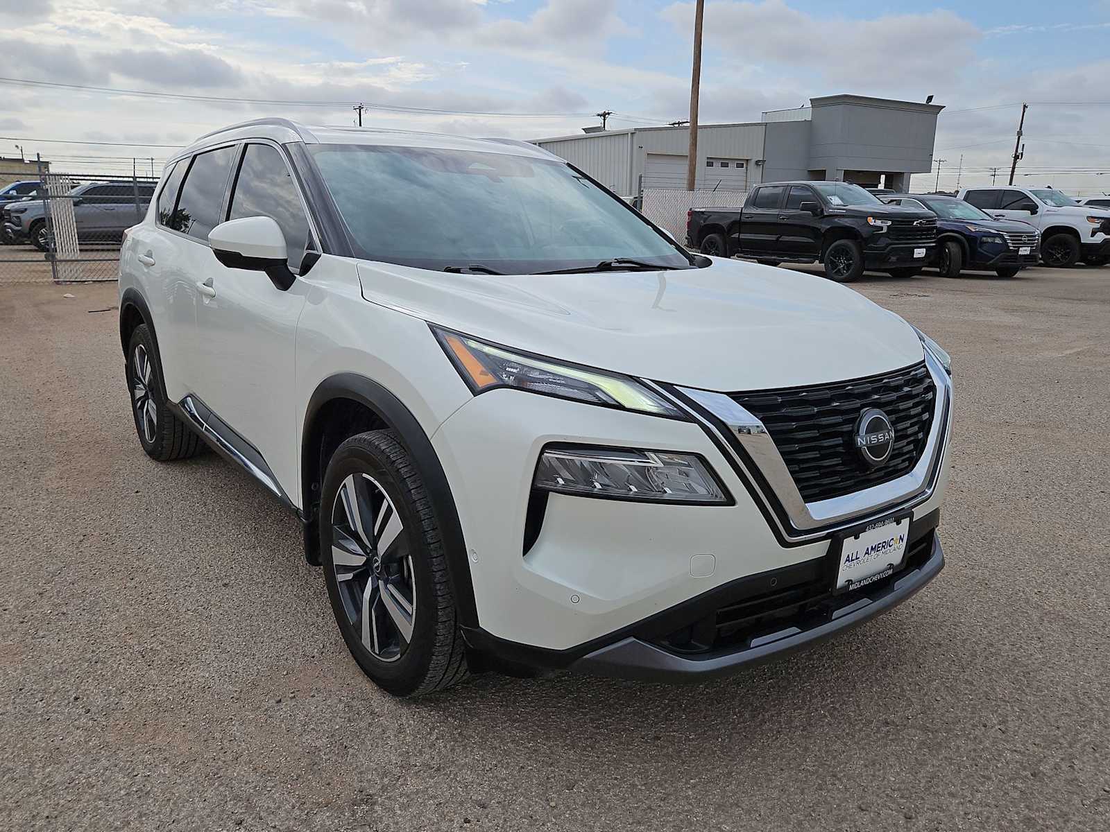 Thumbnail: 2023 Nissan Rogue - 2