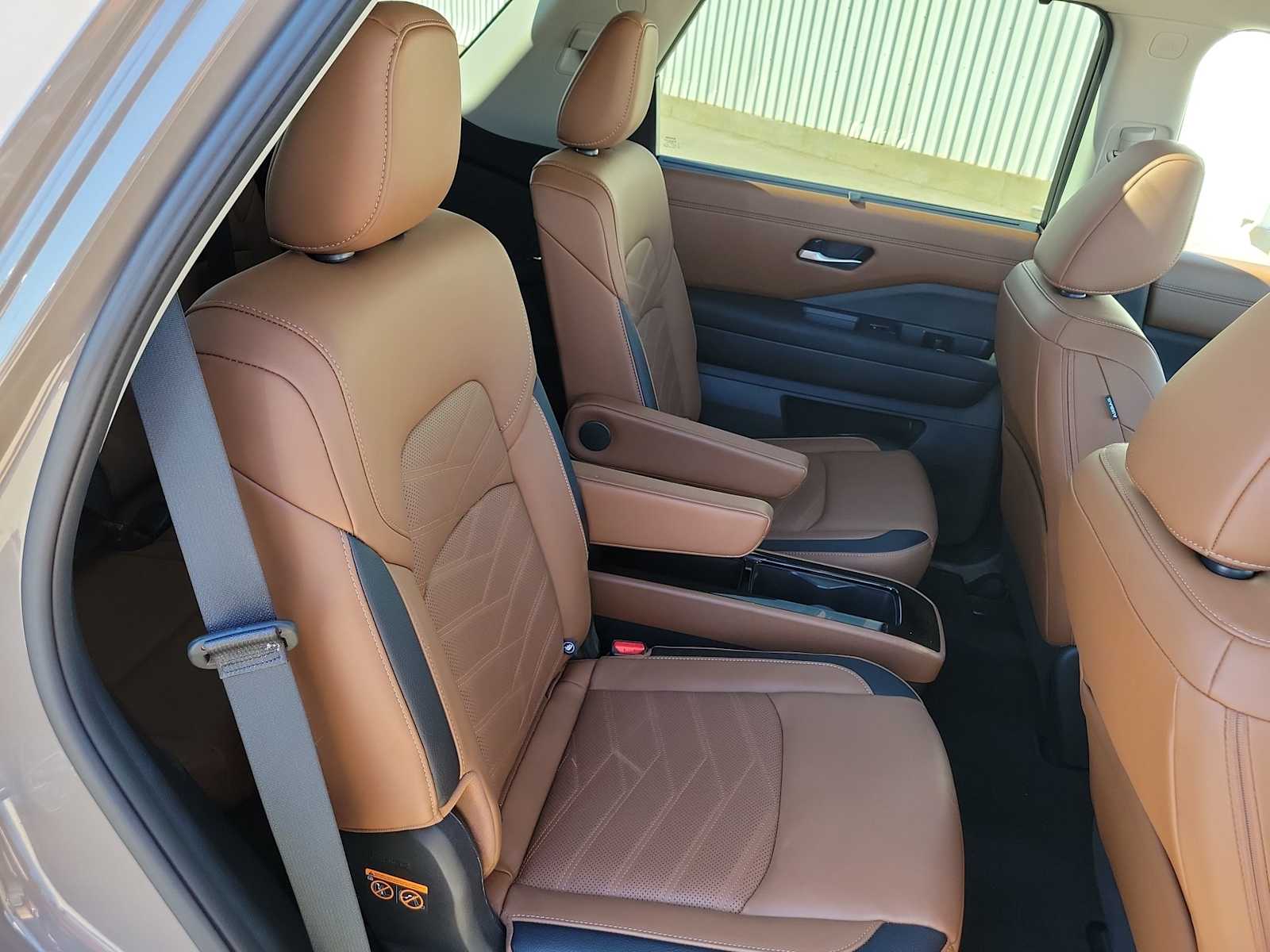 Thumbnail: 2025 Nissan Pathfinder - 17