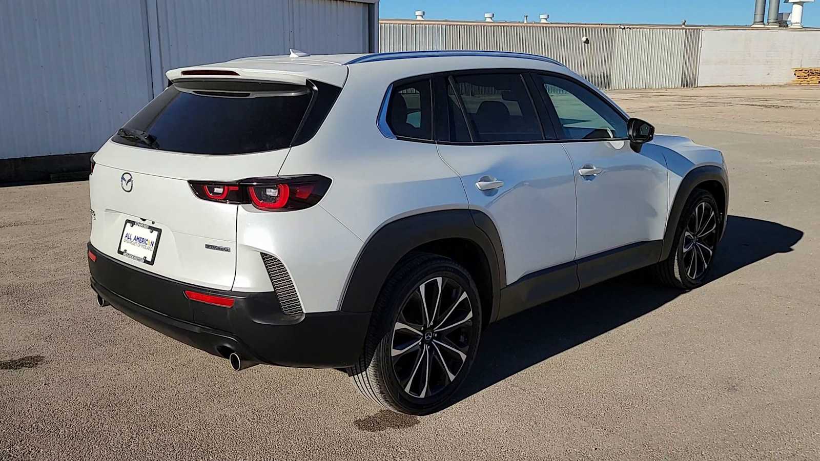 Thumbnail: 2023 Mazda CX-50 - 8