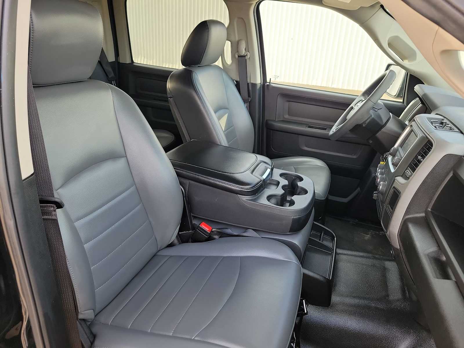 Thumbnail: 2023 RAM 1500 Classic - 18