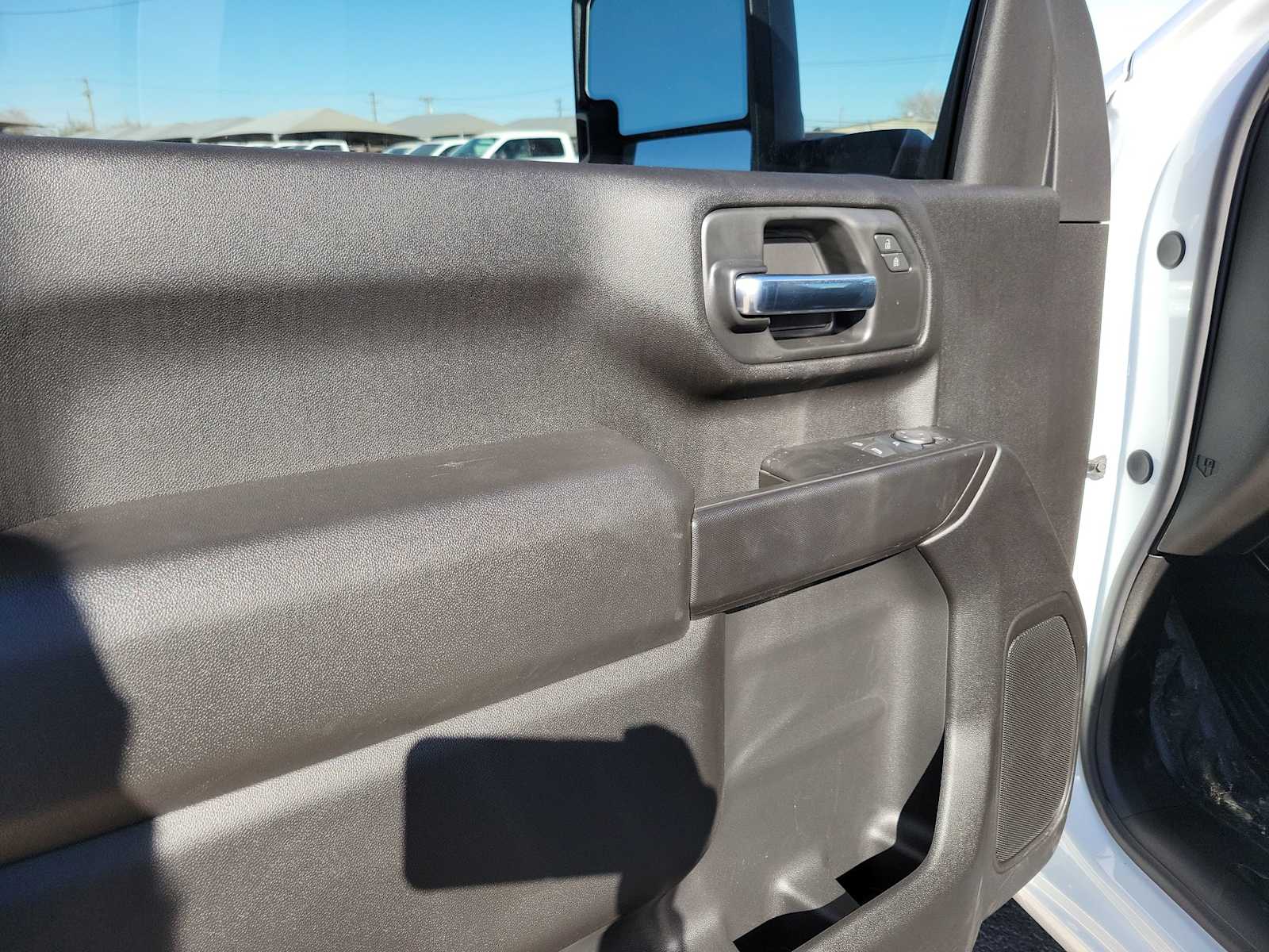 Thumbnail: 2025 Chevrolet Silverado 3500 - 12