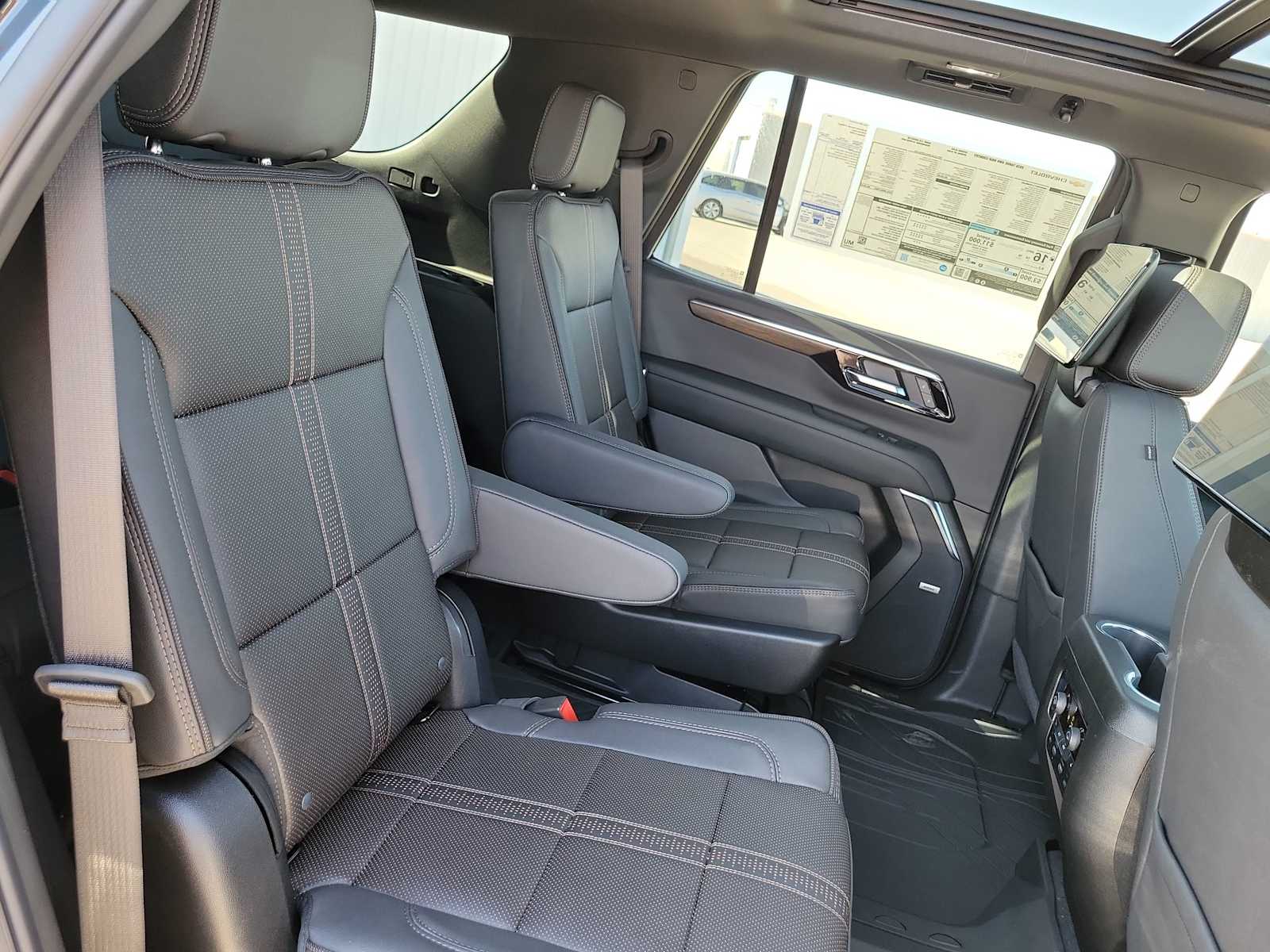 Thumbnail: 2026 Chevrolet Tahoe - 21