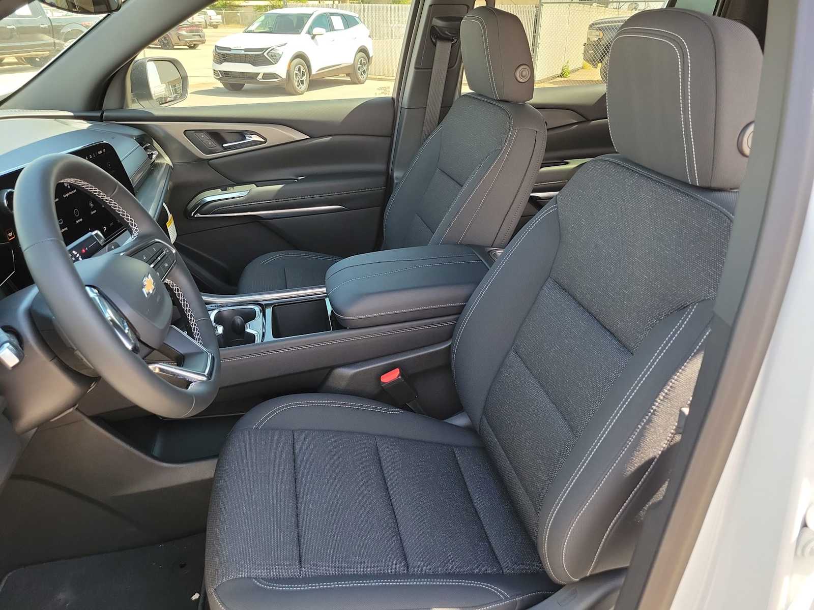 Thumbnail: 2026 Chevrolet Traverse - 15