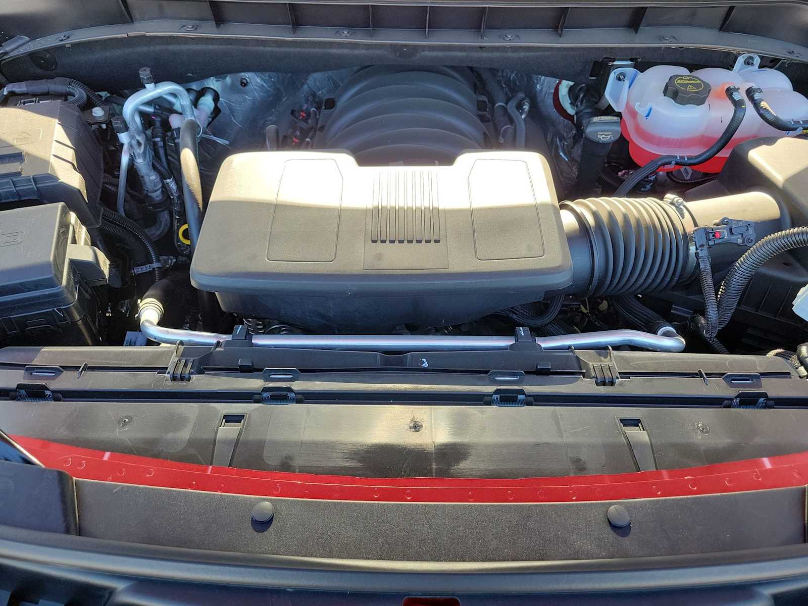 Thumbnail: 2026 Chevrolet Tahoe - 17