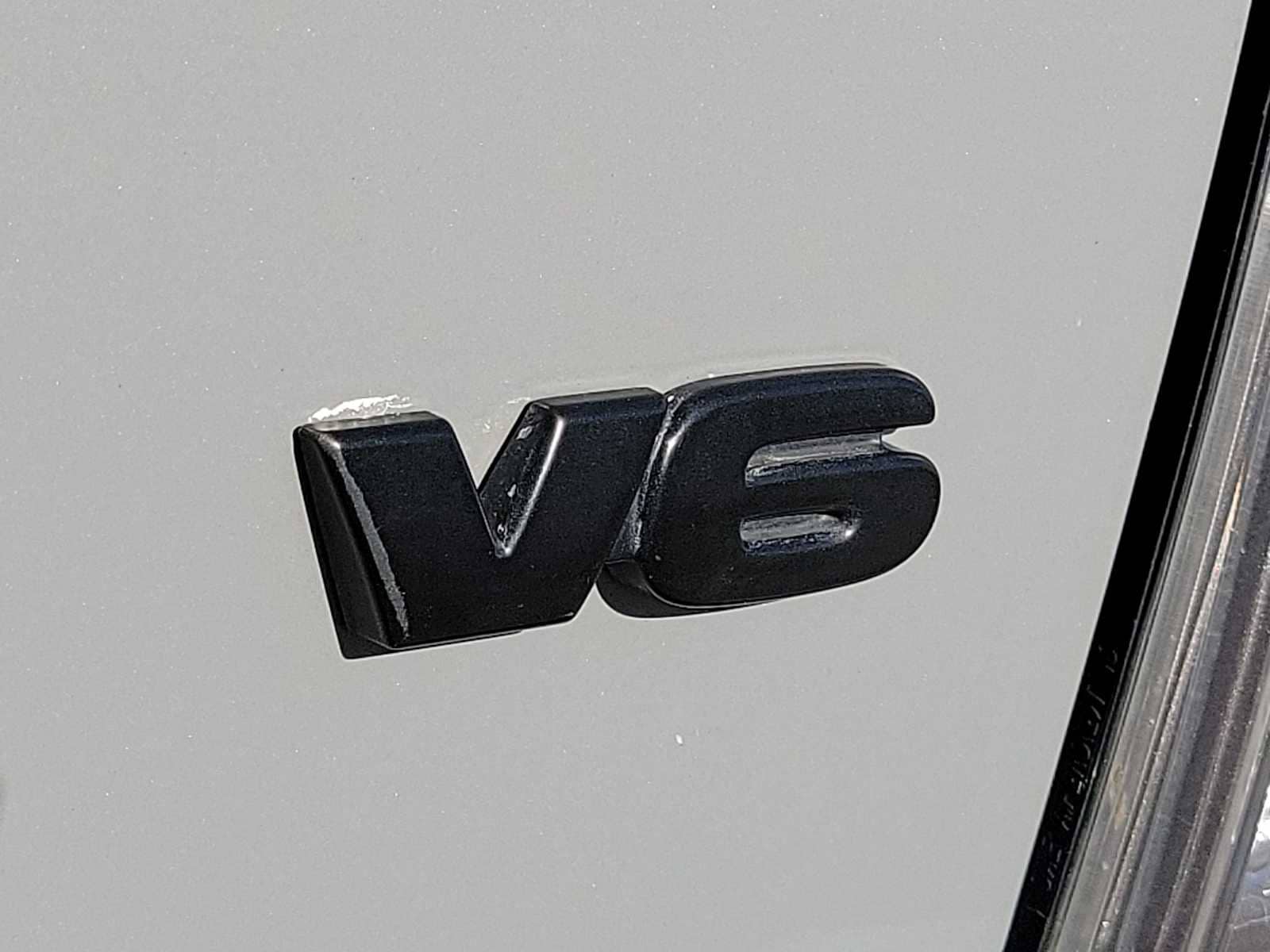 Thumbnail: 2020 Toyota Tacoma - 11