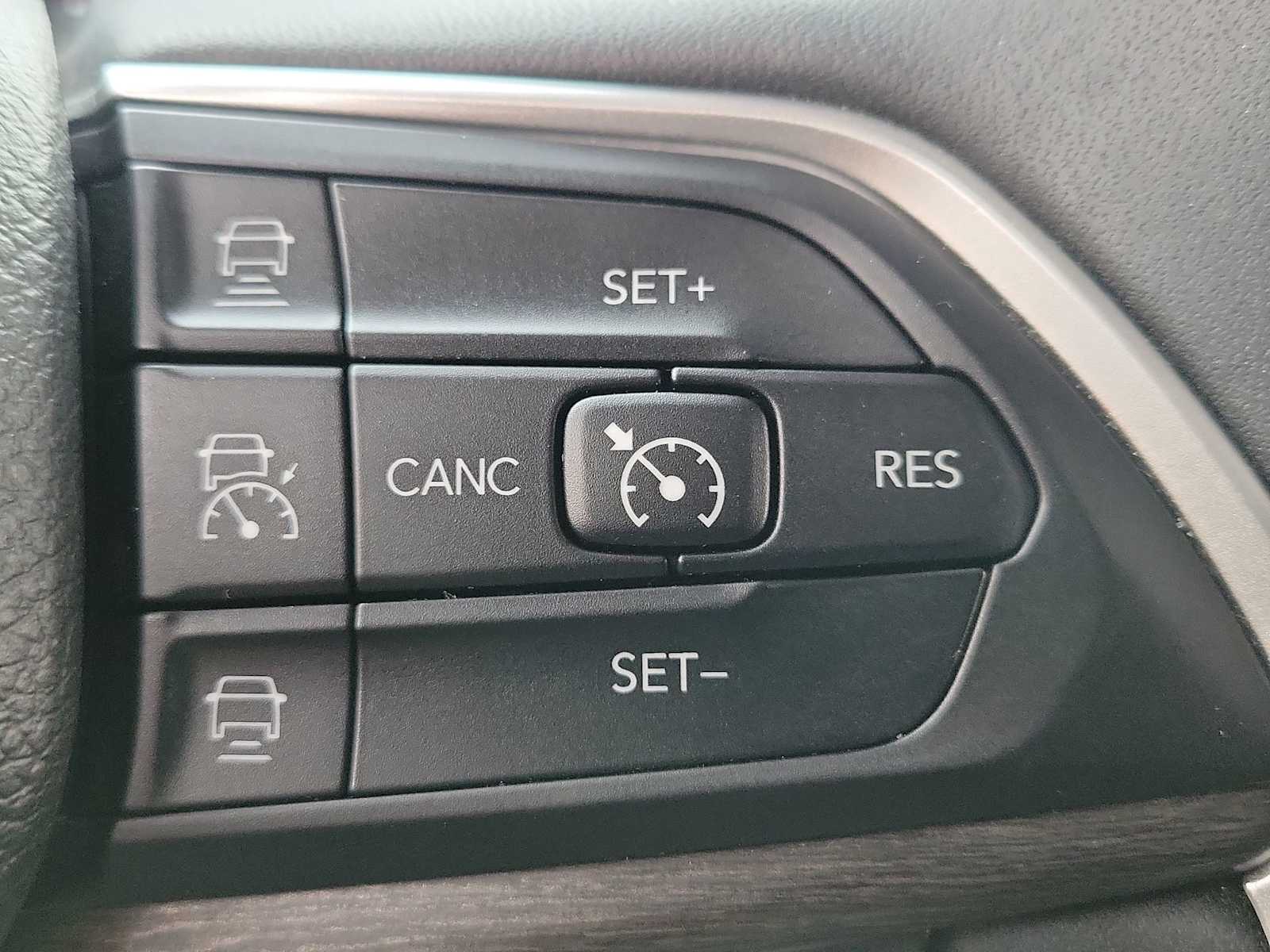 Thumbnail: 2023 Jeep Grand Cherokee - 27