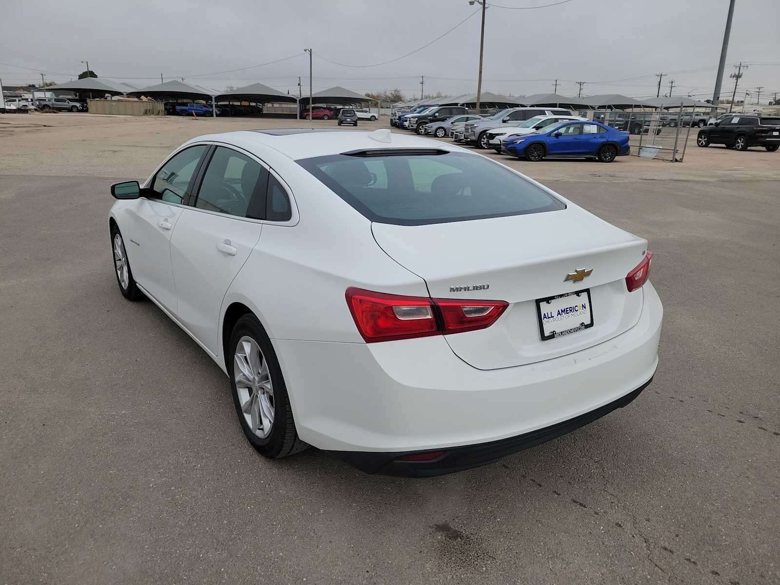 Thumbnail: 2023 Chevrolet Malibu - 12