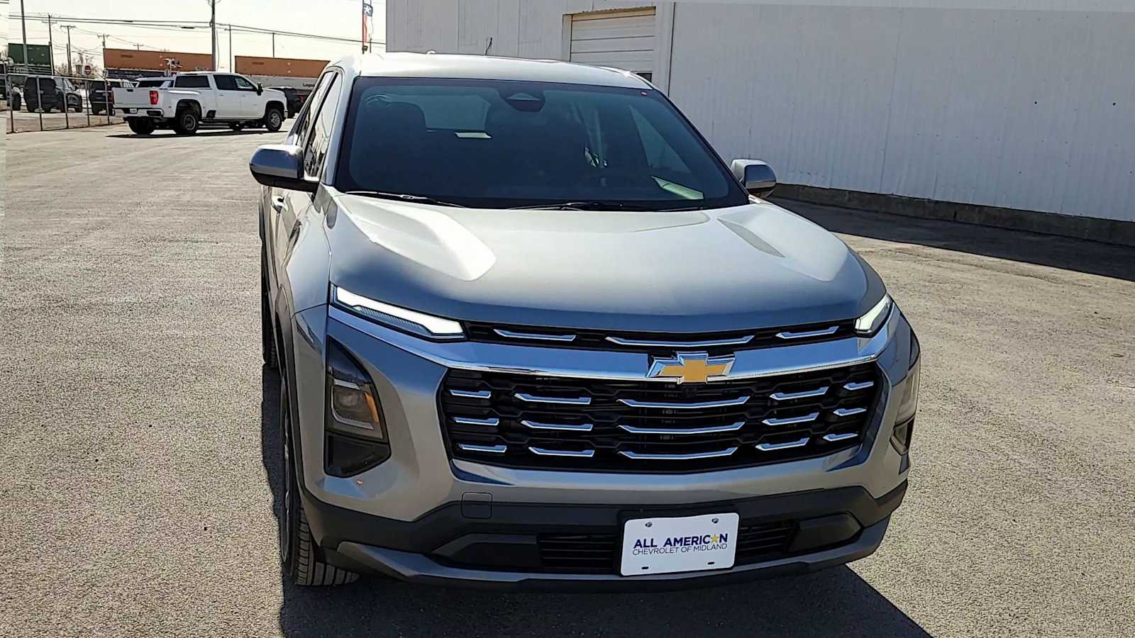 Thumbnail: 2026 Chevrolet Equinox - 3