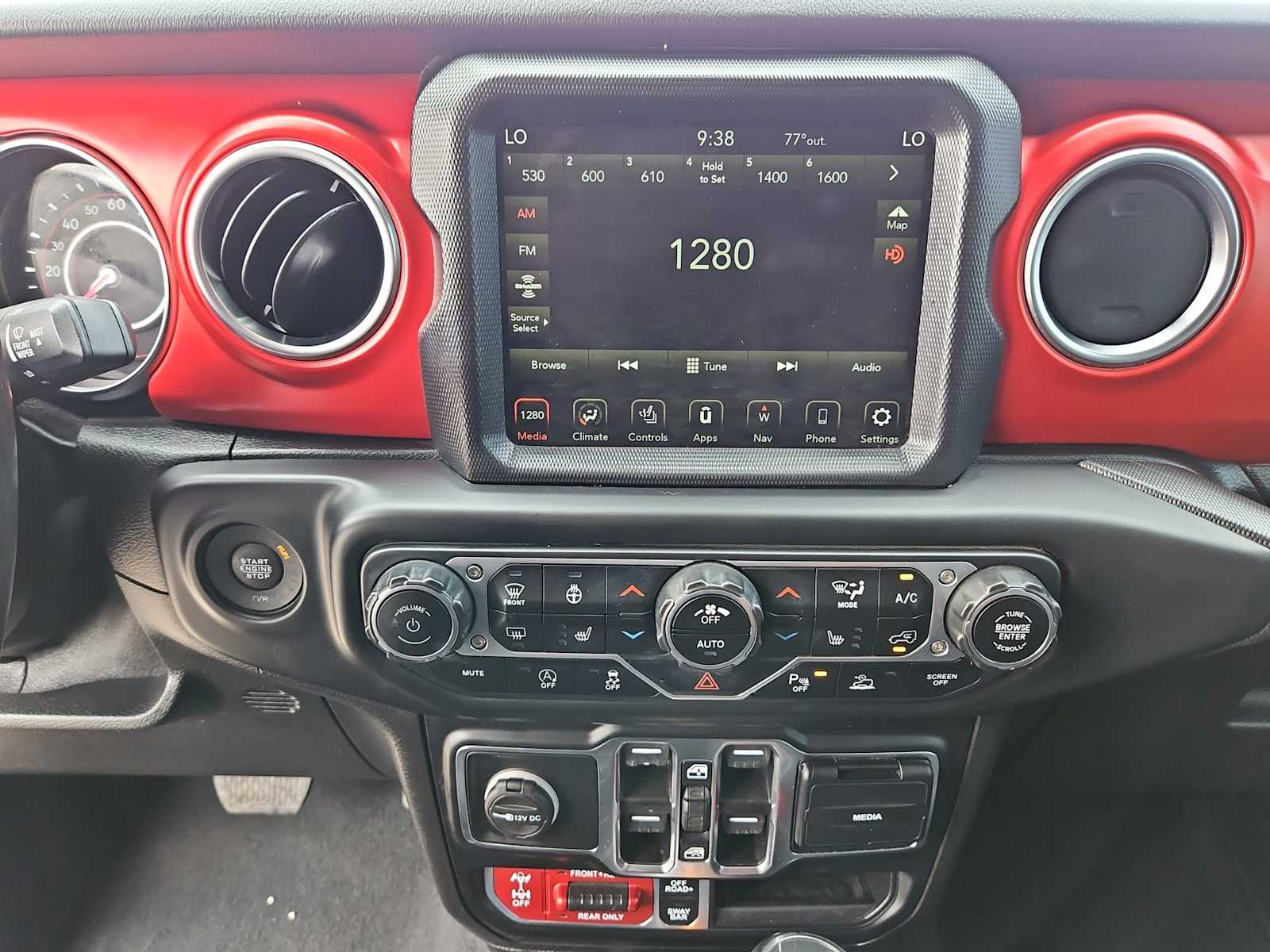 Thumbnail: 2021 Jeep Gladiator - 20