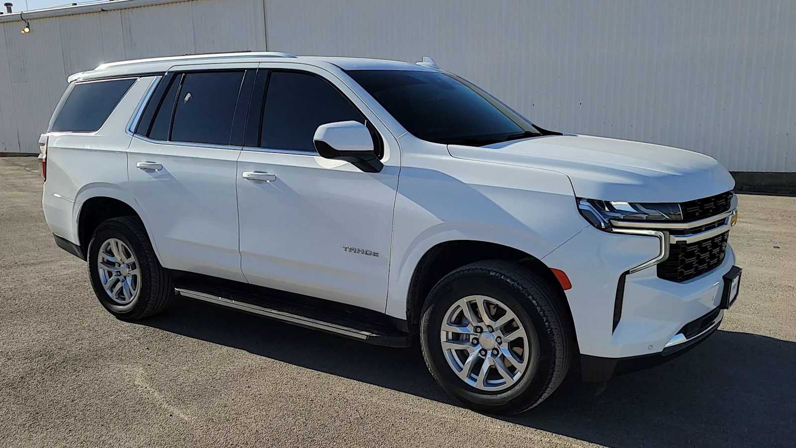 Thumbnail: 2023 Chevrolet Tahoe - 2