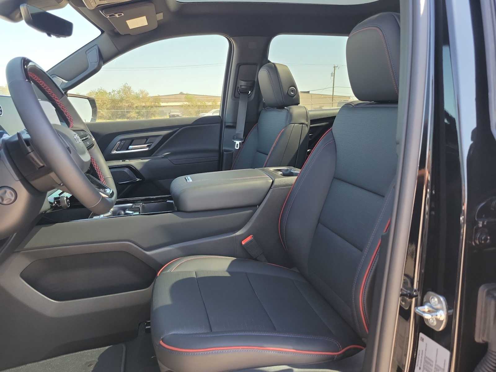 Thumbnail: 2024 Chevrolet Silverado EV - 19