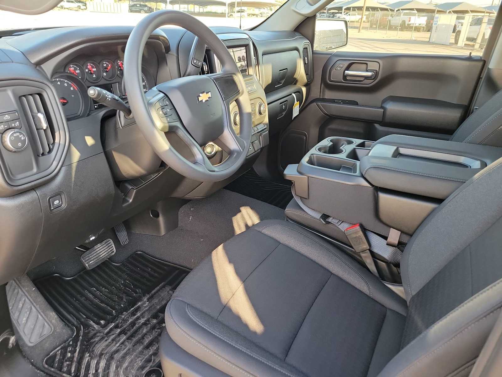 Thumbnail: 2026 Chevrolet Silverado 1500 - 10