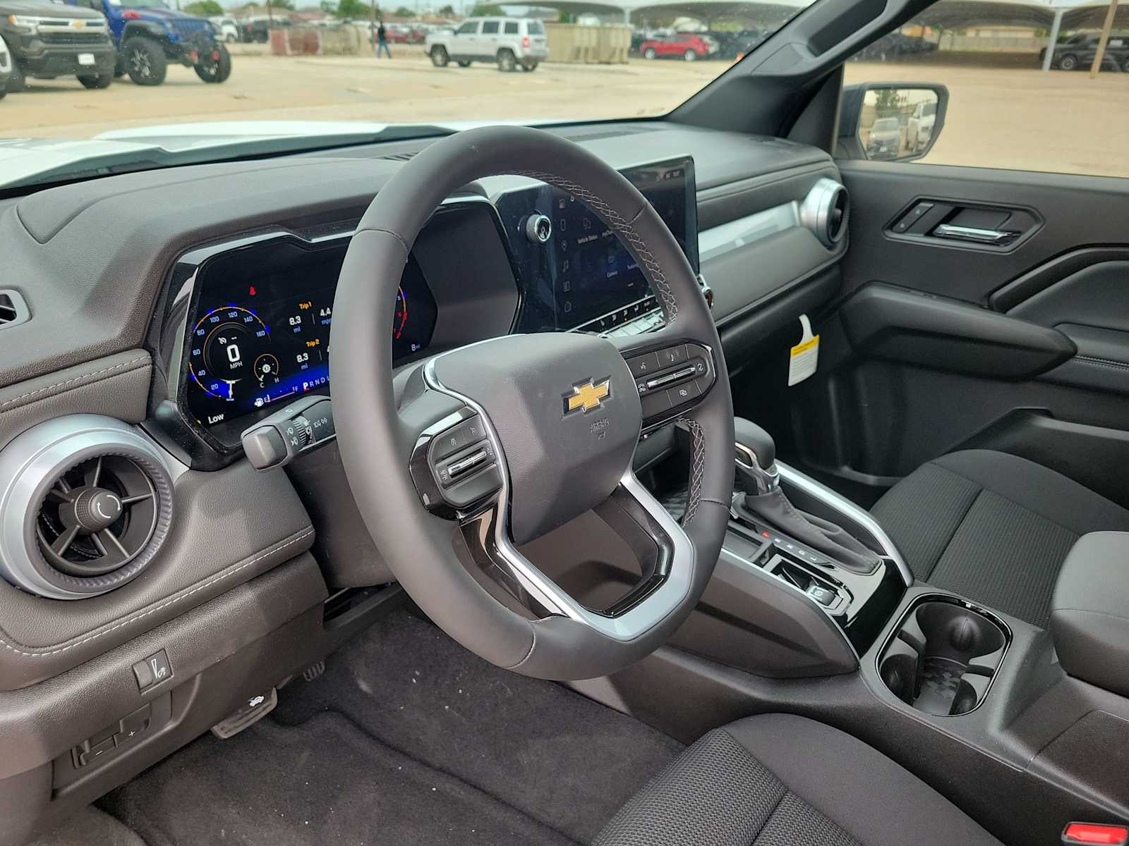 Thumbnail: 2026 Chevrolet Colorado - 10