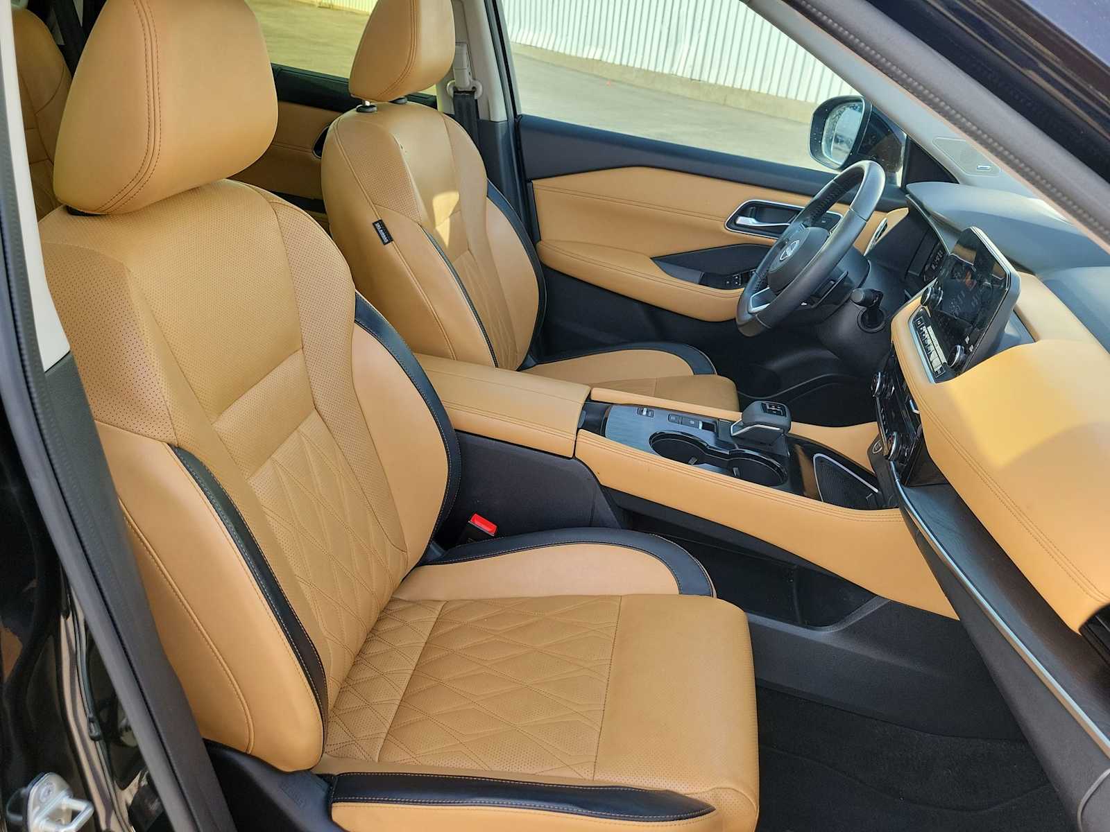 Thumbnail: 2023 Nissan Rogue - 18